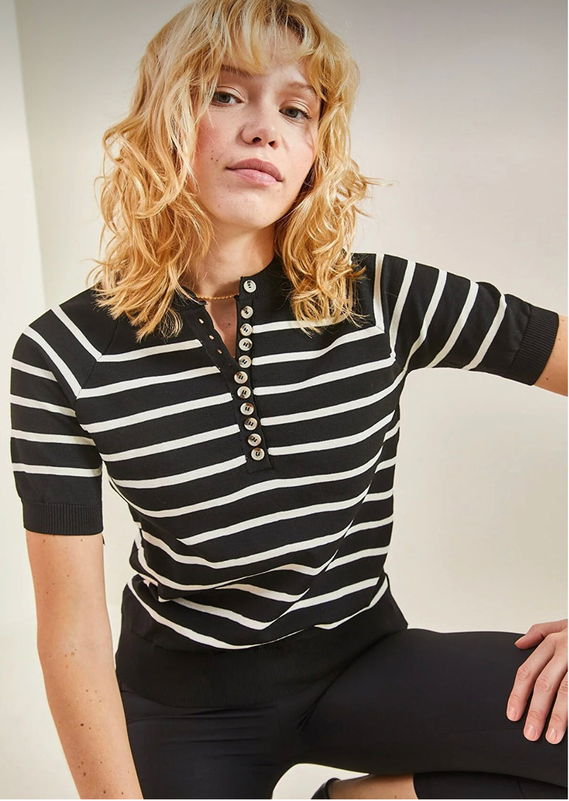 Striped short sleeve top