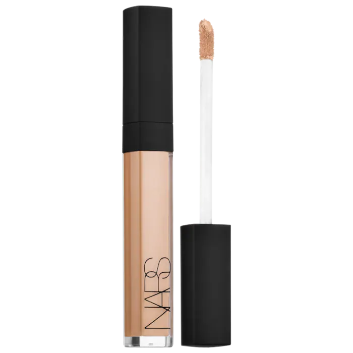 Radiant Creamy Concealer/Macadamia - M1.5 - medium with warm undertones