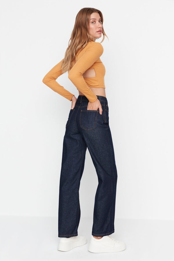 Wide leg jeans