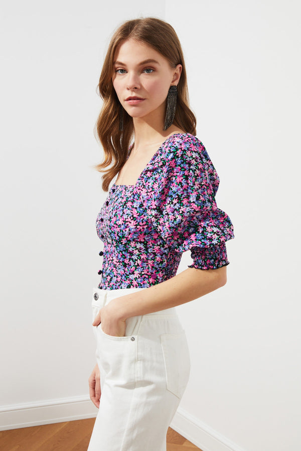 Floral Patterned Square Neck Crop Top